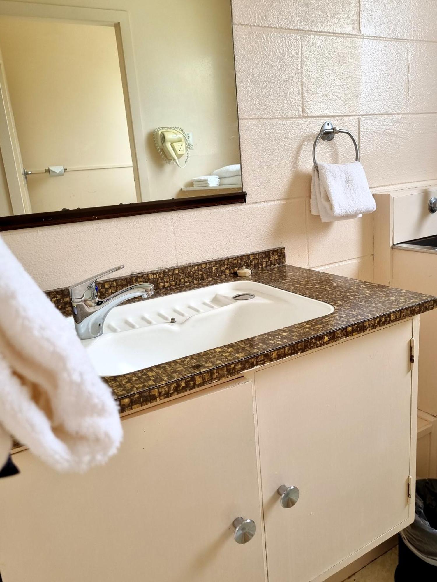 Cedar Lodge Motel 汉密尔顿 外观 照片
