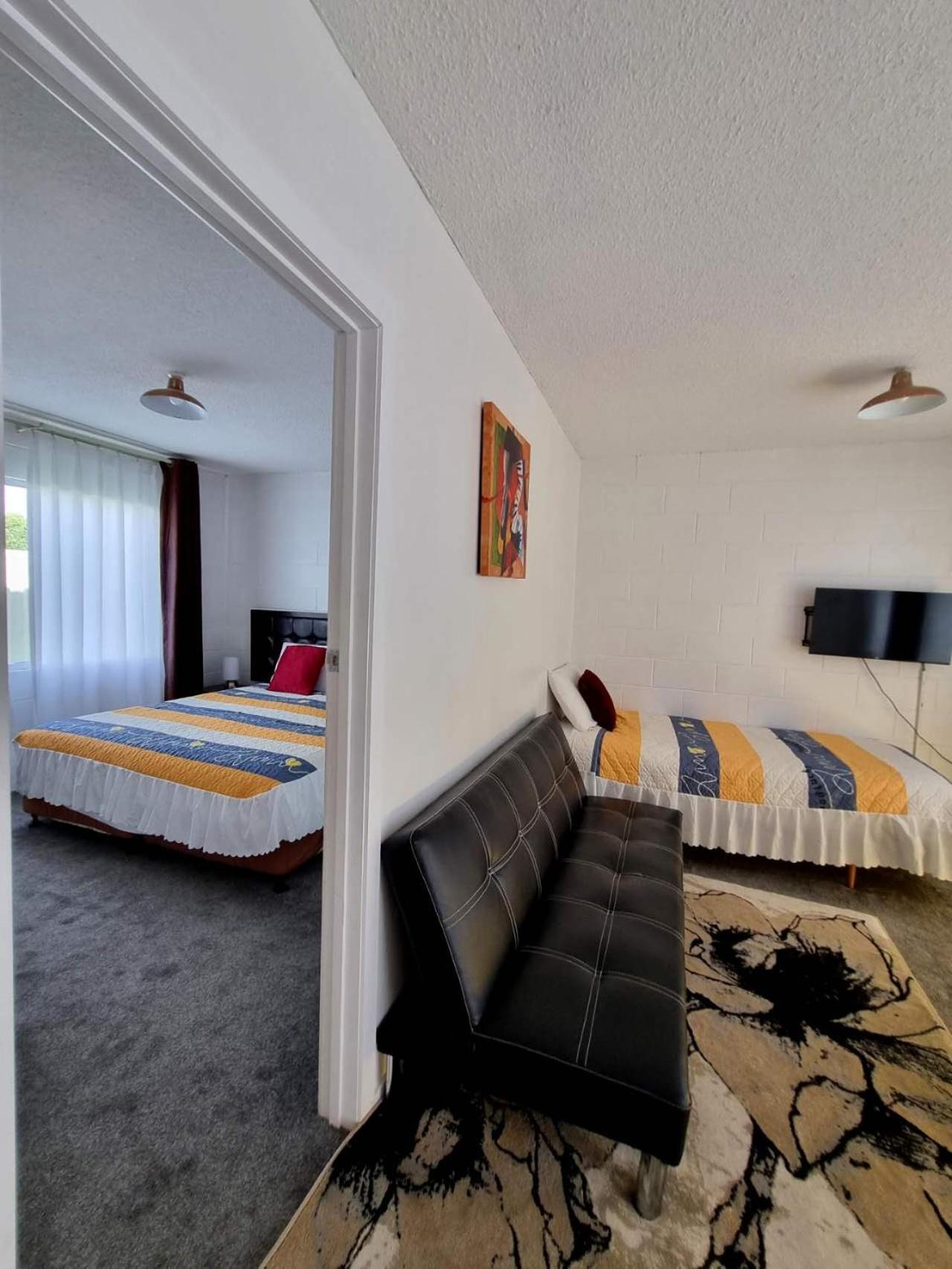Cedar Lodge Motel 汉密尔顿 外观 照片