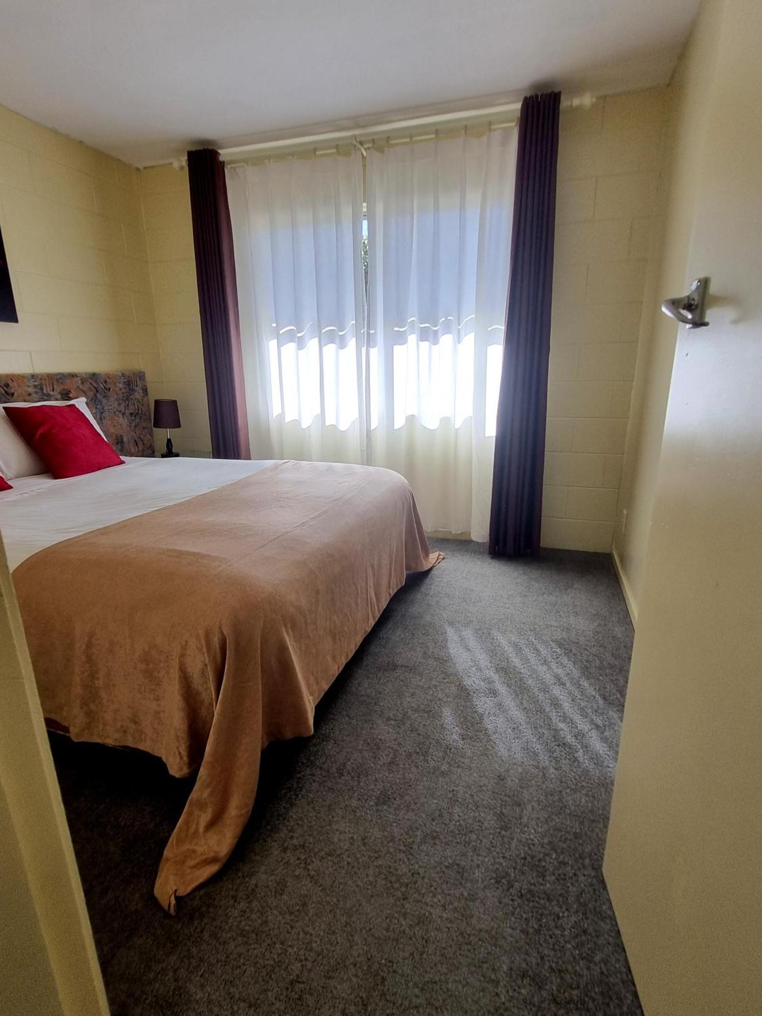 Cedar Lodge Motel 汉密尔顿 外观 照片